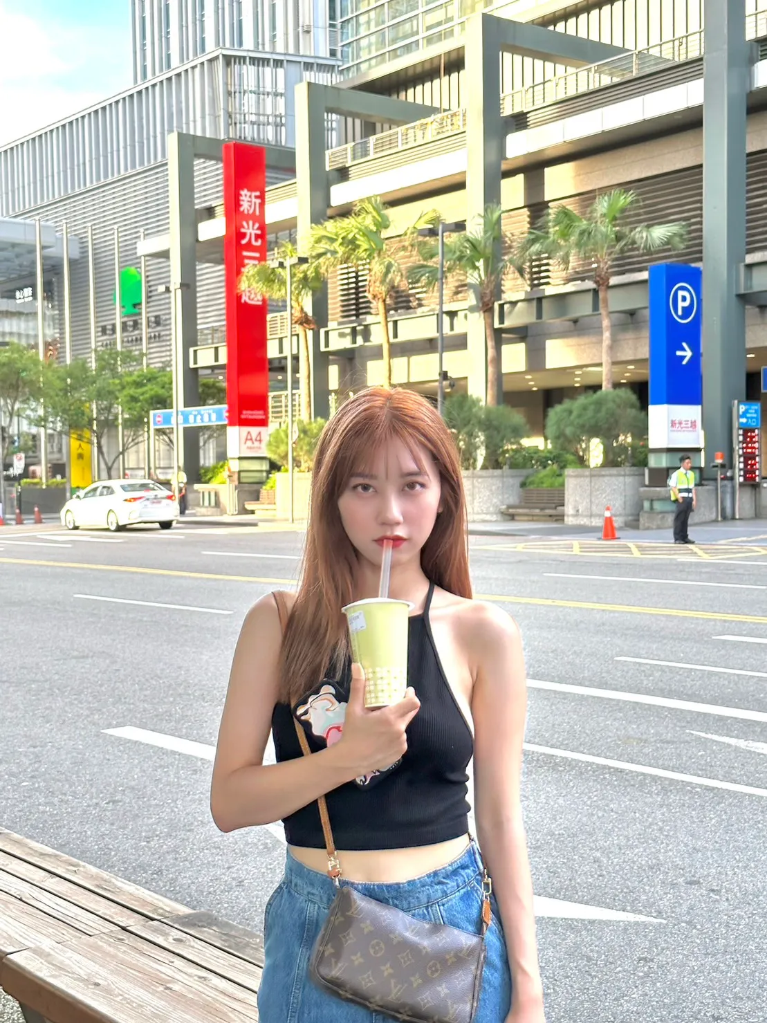 女生染髮